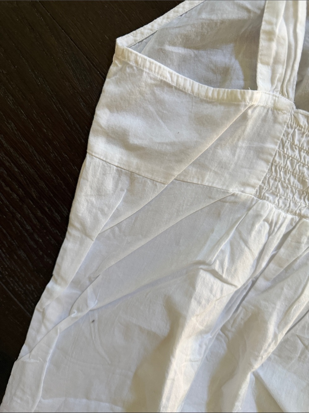 Gilligan & O'Malley White Smocked V-Neck nightgown 💯 %cotton - Picture 10 of 16